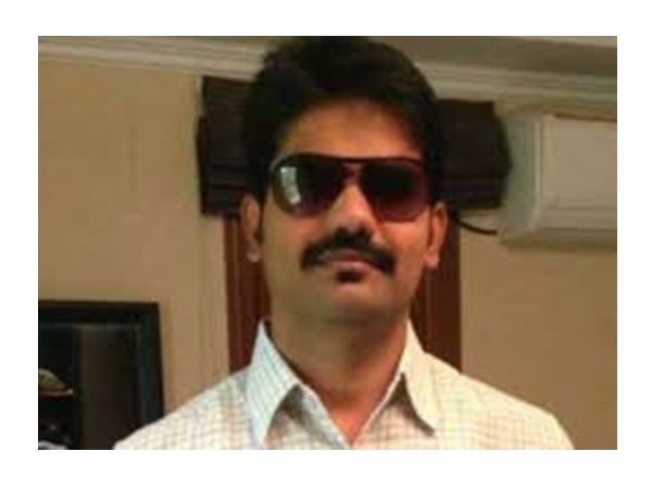 രാഷ്ട്രീയ നേതാക്കളുടെ സമ്മര്‍ദ്ദം