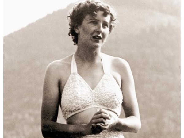 ബെഴ്‌റ്റെസ്ഗാഡിലെ ചിത്രങ്ങള്‍