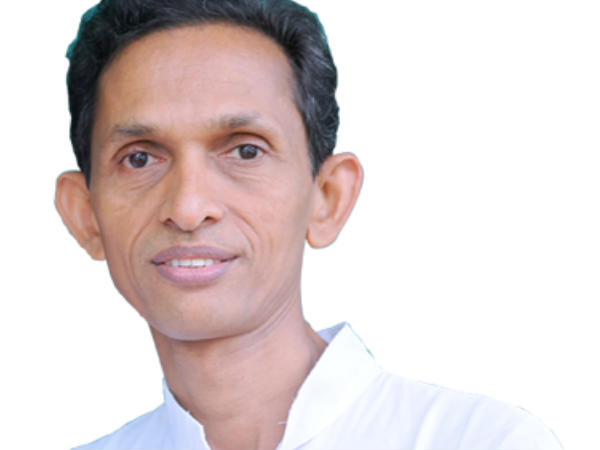 ആര്‍ക്കാണ് ശരിക്കും വട്ട്