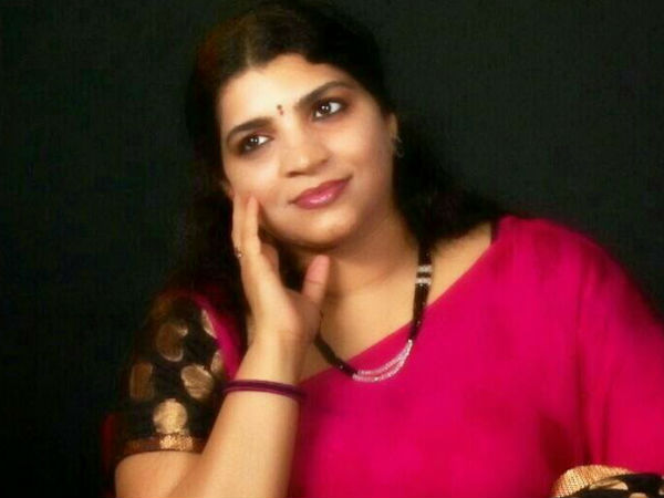 രേഖകള്‍ ഹാജരാക്കുക