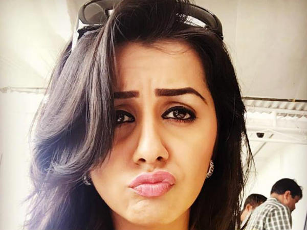 ഷോ ഓഫ് കാട്ടല്ലേ