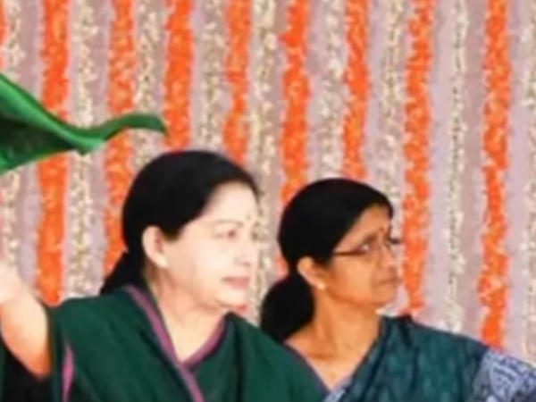  വിരമിച്ചിട്ടും വിടാതെ