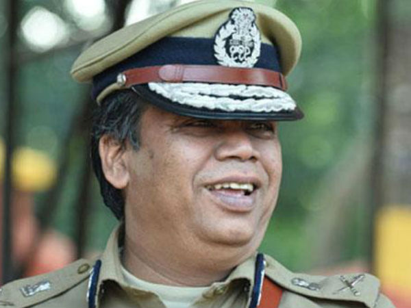 പരാതി സ്വീകരിക്കുന്ന എടിഎം