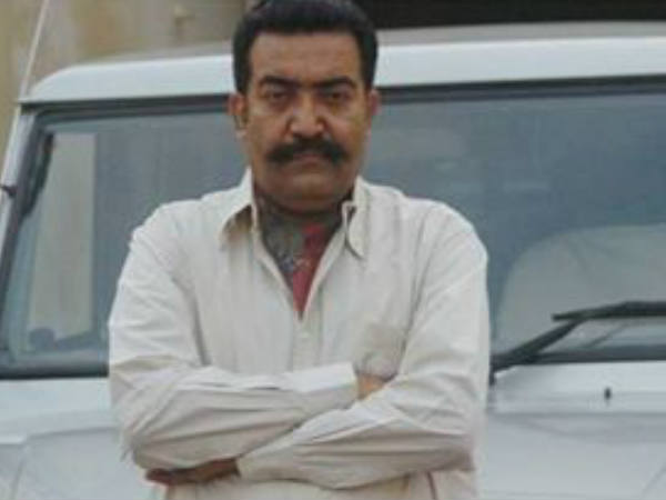  വിവരം ചോര്‍ത്തി