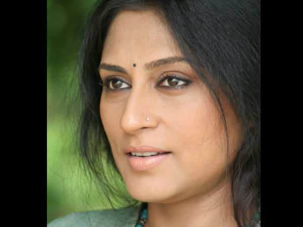 ഹിന്ദി, കന്നഡ, ബംഗാളി ഭാഷകളില്‍ അഭിനയിച്ചു