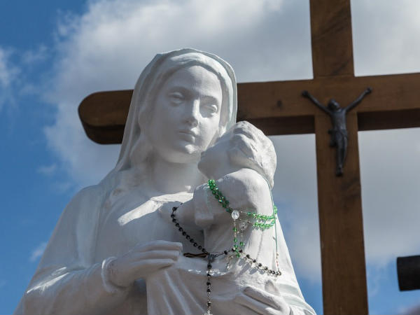 ഇത് ജോസഫ് അനുസരിക്കുന്നു