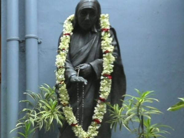 ലക്ഷ്യം വിദേശികള്‍