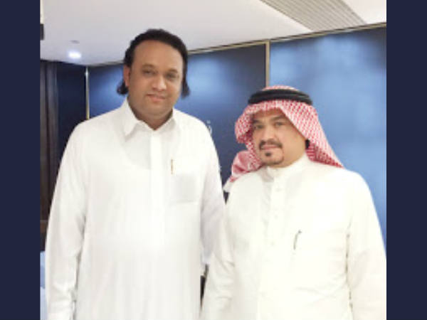 രാഷ്ട്ര നേതാക്കളുമായി അടുത്ത ബന്ധം