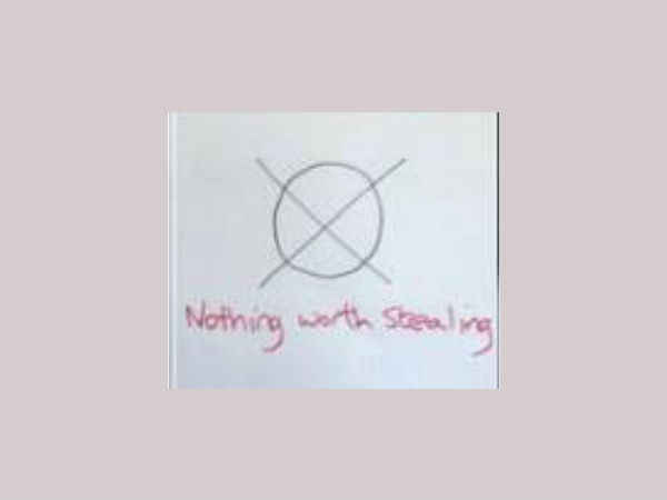 കള്ളന്മാരോ, മാവോയിസ്റ്റുകളോ...