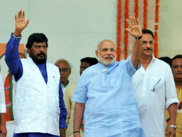 വിരാട് കോലിയും നരേന്ദ്ര മോദിയും