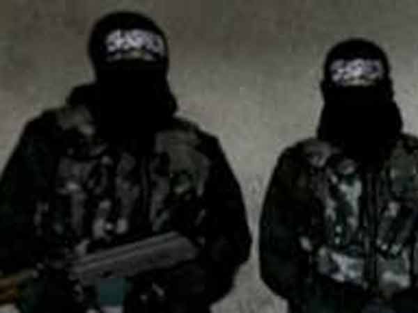 പരസ്പരവിരുദ്ധമായ വാദങ്ങള്‍