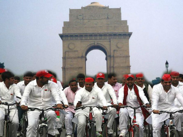 പാര്ട്ടിയില് പിടിമുറുക്കി അഖിലേഷ് പാര്ട്ടിയില് പിടിമുറുക്കി അഖിലേഷ്