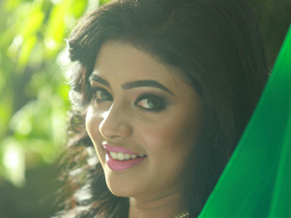 അത് ഞാനല്ല കേട്ടോ