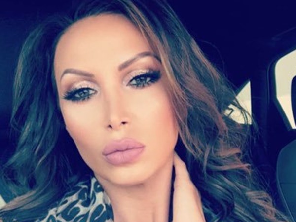 നിക്കി ബെന്‍സ്