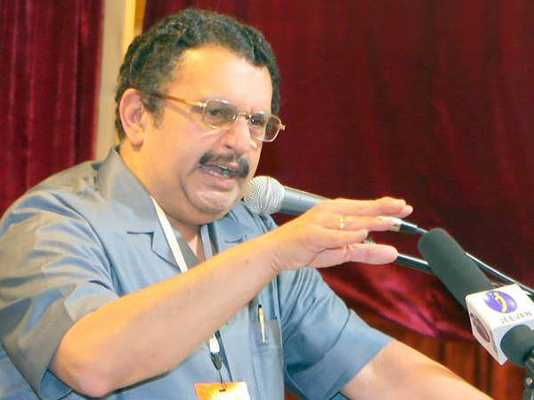 കാവിക്കളസം ധരിക്കുമ്പോള്‍ തോന്നുന്നതല്ല ദേശസ്‌നേഹം