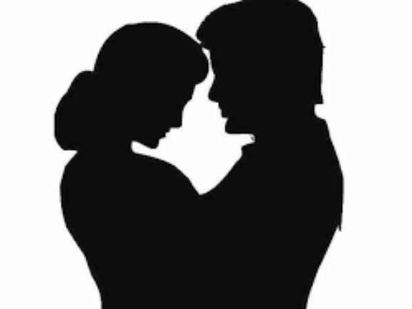 കള്ളി വെളിച്ചത്താവുന്നു 