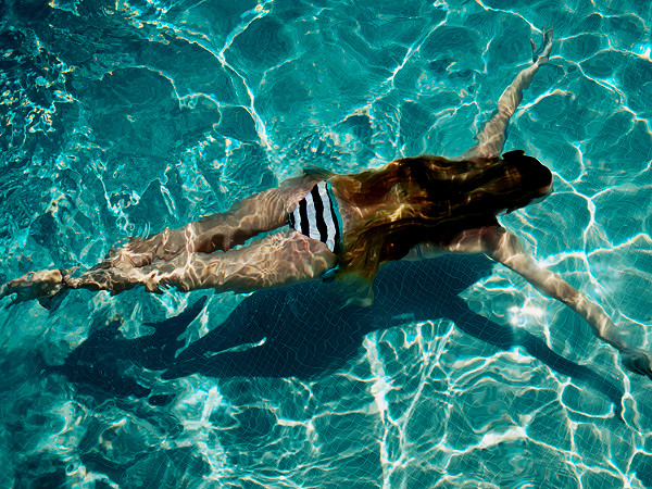  കോടതിയ്ക്ക് മുമ്പില്‍