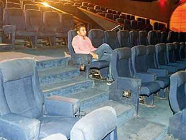 സിനിമയ്ക്ക് കനത്ത നഷ്ടം