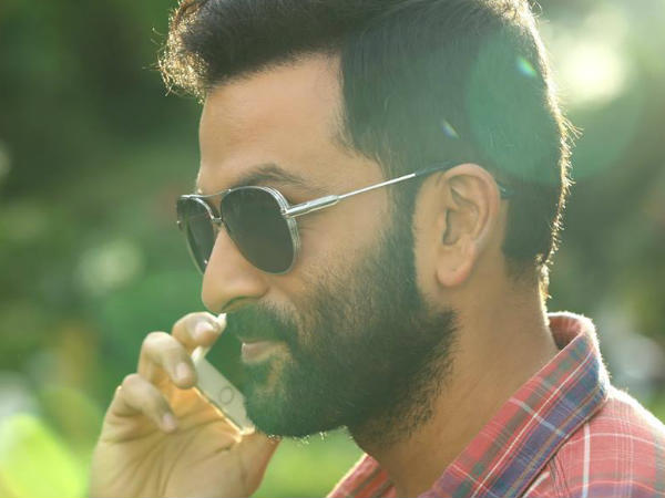 വെറും നടന് മാത്രമല്ല പൃഥ്വിരാജ് വെറും നടന് മാത്രമല്ല പൃഥ്വിരാജ്