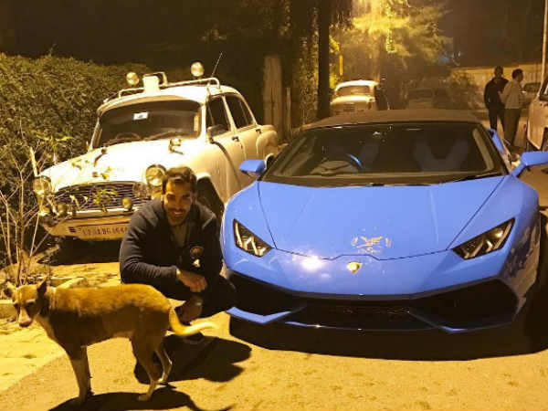 ലംബോർഗിനിയുമായി മകൻ