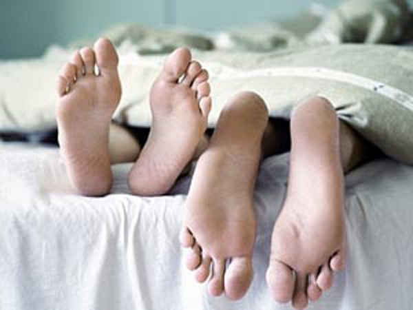 അടിവസ്ത്രം ധരിക്കേണ്ട