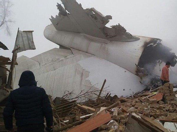 പൈലറ്റടക്കം കൊല്ലപ്പെട്ടു