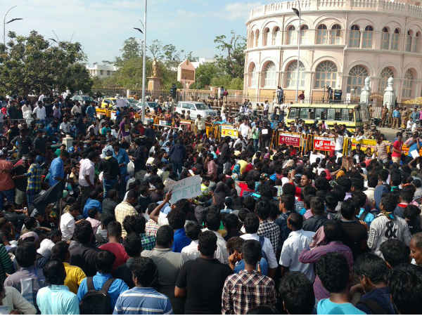ഒത്തൊരുമിച്ച് തമിഴർ ഒത്തൊരുമിച്ച് തമിഴർ