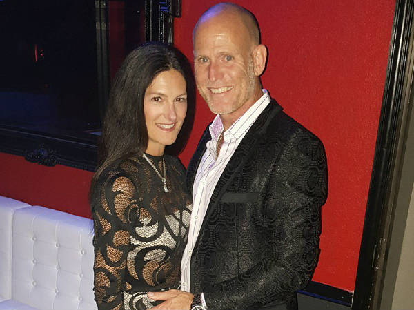 വൈഫ് സ്വാപ്പിങ് അല്ല ഇത്