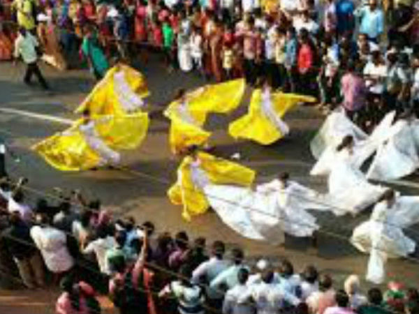 ആണ്‍കുട്ടികളും പഴയ പടി