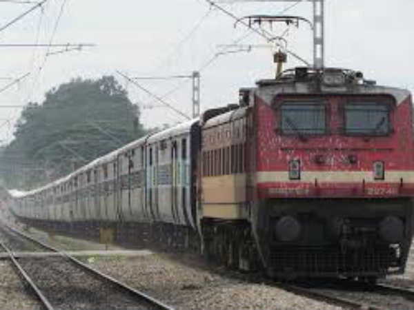 ഓര്‍മയായി അച്ഛനും അമ്മയും