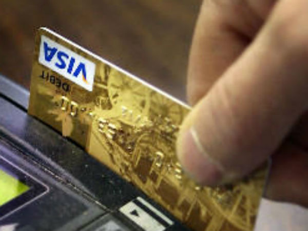 ഡിസ്‌കൗണ്ട് ഡെബിറ്റ് കാര്‍ഡ് വഴി