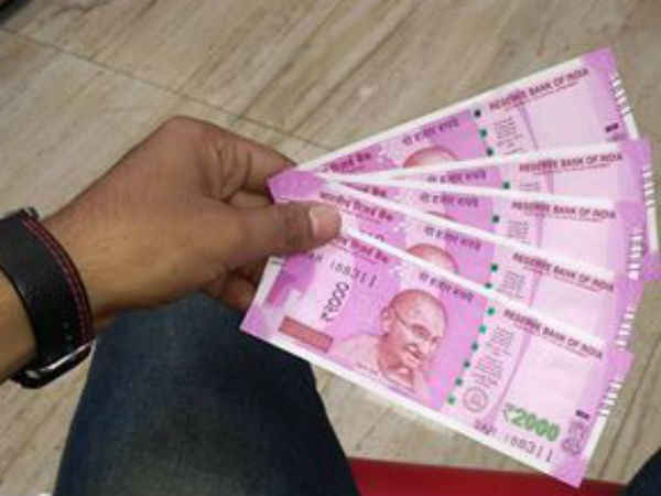 നോട്ടലും പടം വയ്ക്കും