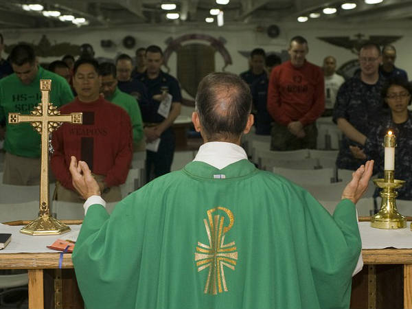 സഭ പ്രതിക്കൂട്ടിൽ