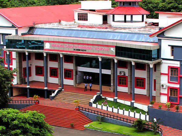 സുഹൃത്തിന് സസ്പെൻഷൻ