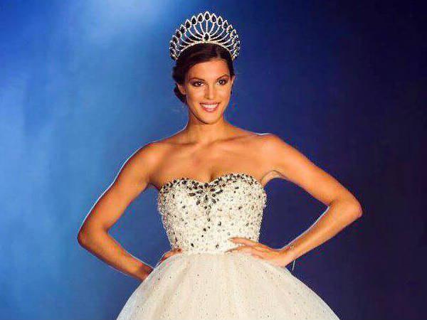 ട്രംപിനെതിരേ ഹെയ്ത്തി സുന്ദരി