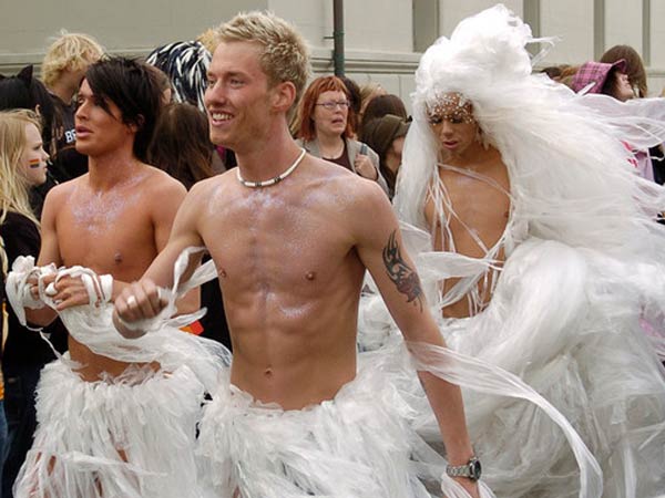 സൗദിയിലെ കിരാത നിയമങ്ങള്‍?