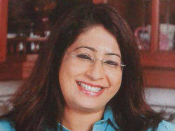  ലക്ഷ്മി നായര്‍