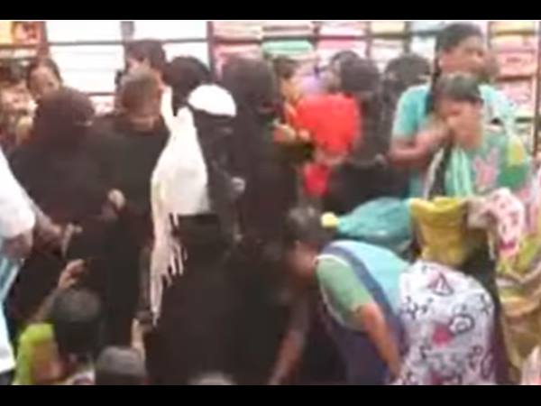 ഓഫര്‍ കൊണ്ടുവന്നത് നോട്ട് നിരോധനം മൂലം