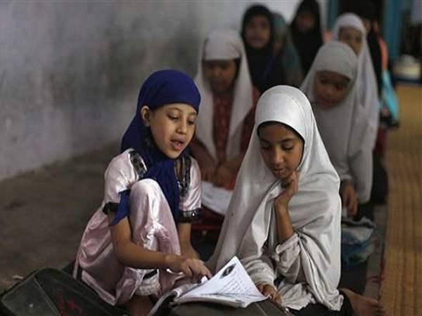 ലേഖനം അനാവശ്യം