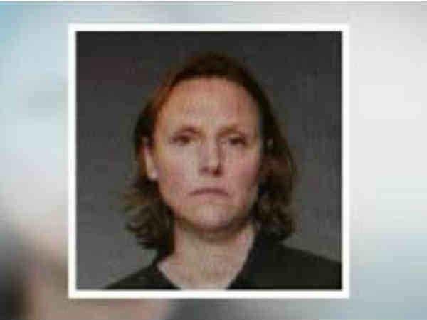 വഴി വിട്ട ബന്ധം വഴി വിട്ട ബന്ധം