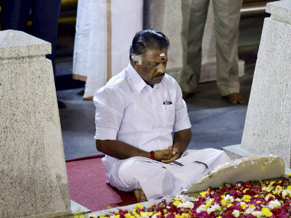 സ്റ്റാലിനെ കണ്ട് ചിരിച്ചത് ക്രിമിനല്‍ കുറ്റമോ