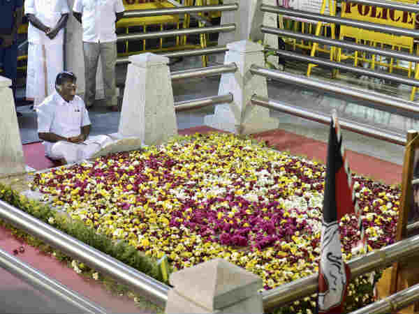 കണ്ടത് ഗവര്‍ണര്‍ മാത്രം