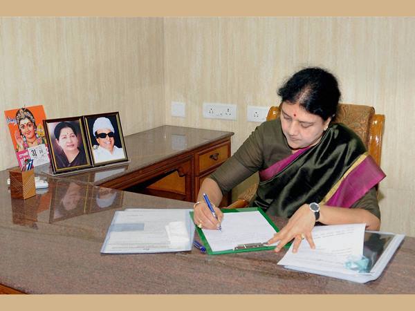 സ്വത്ത് സമ്പാദനക്കേസും പൊങ്ങിവന്നു