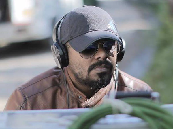 താത്വികമായി അവലോകനങ്ങള്‍