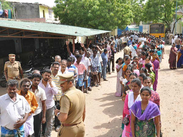  720 സ്ഥാനാര്‍ഥികള്‍