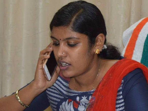 സുരേഷ് ഗോപിയ്ക്ക് എതിരെ