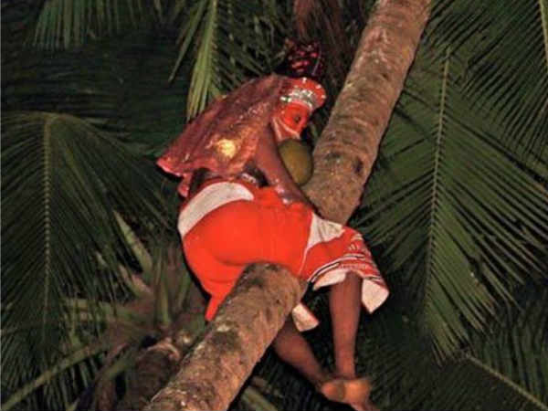 ബപ്പിരിയന്‍ തെയ്യം