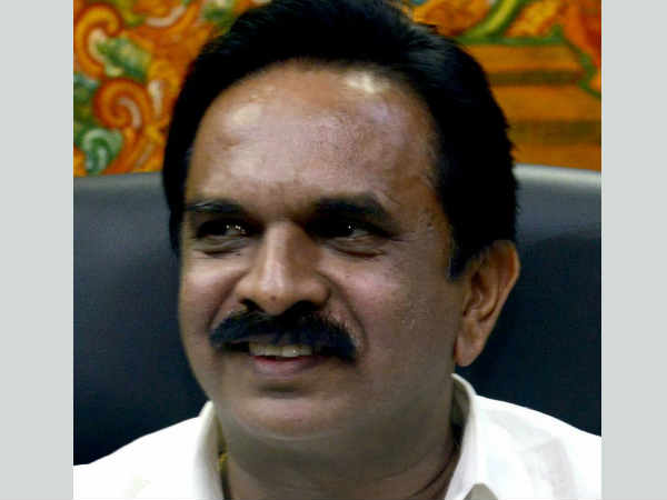 ചങ്കും കൊണ്ടേ പോകൂ..