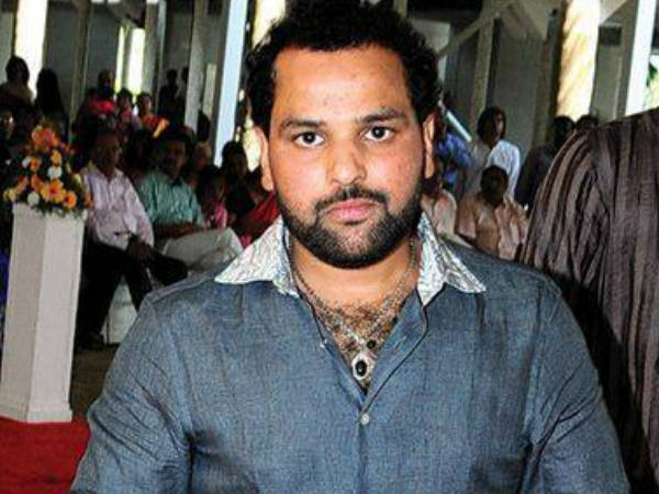 വിദേശത്തെ ജോലിയും സിനിമയും