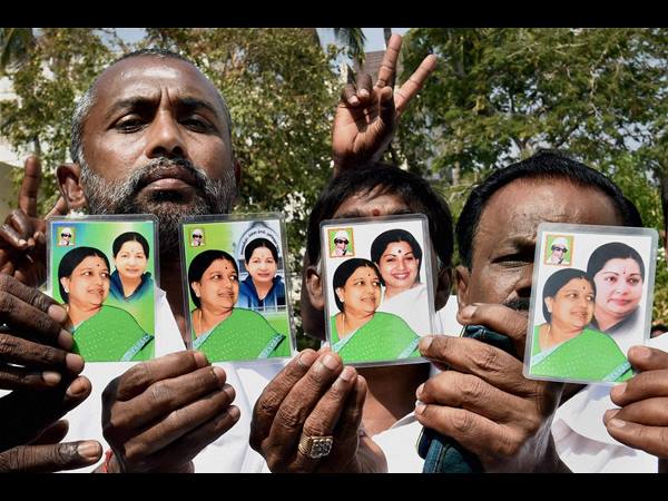 പനീര്‍ശെല്‍വത്തിന്റെ അന്വേഷണം